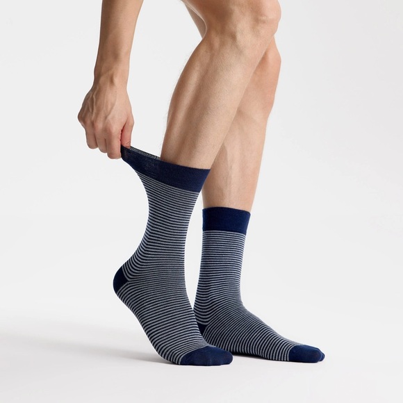 NWT Men’s Size Large (US Size 8-13) Ankle Socks In Blue & Grey - Picture 1 of 8